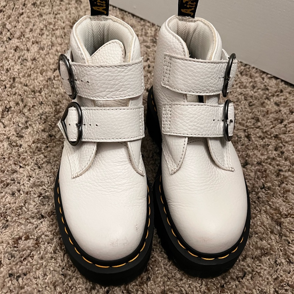 Womens Dr. Martens Devon Hearts Quad Boot - White